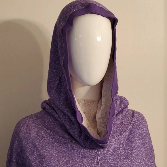 🎄5/$30🎄NWT Natalie Hoodie - Picture 2 of 7